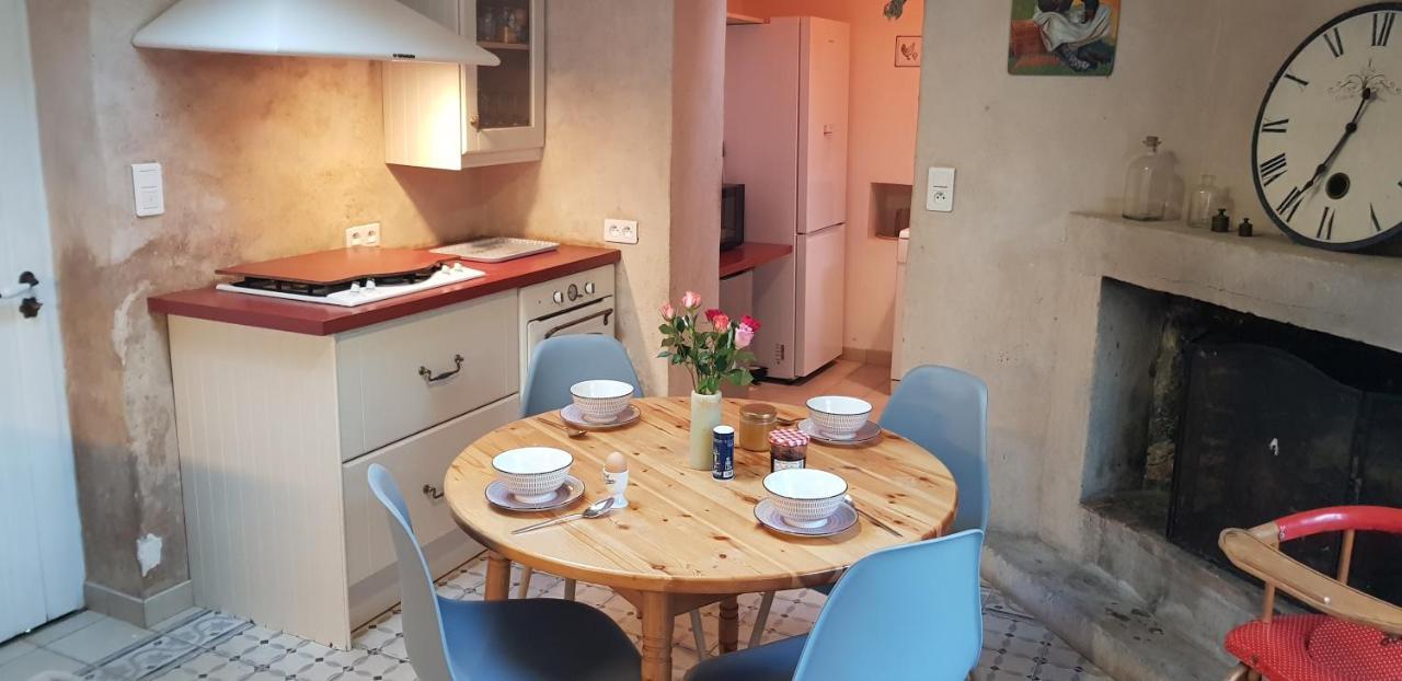 Maison Chaleureuse Et Familiale. Nalliers  Eksteriør bilde
