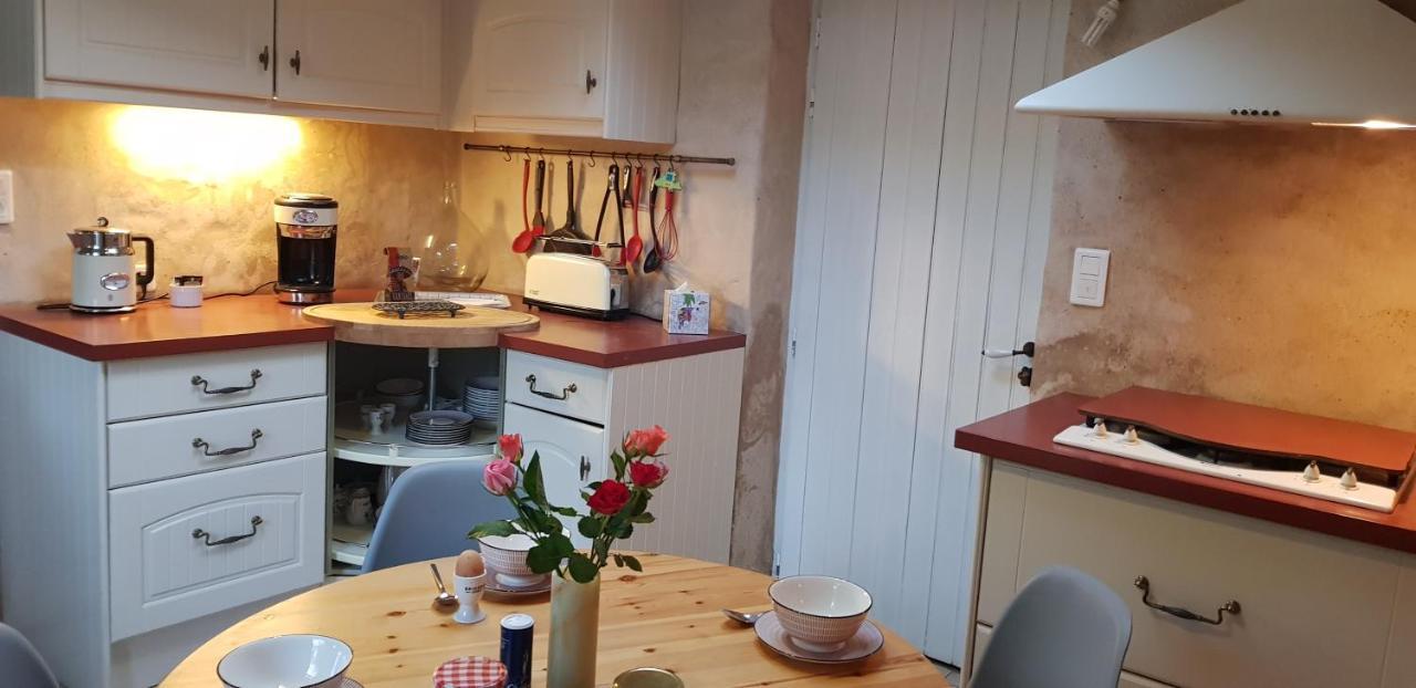 Maison Chaleureuse Et Familiale. Nalliers  Eksteriør bilde